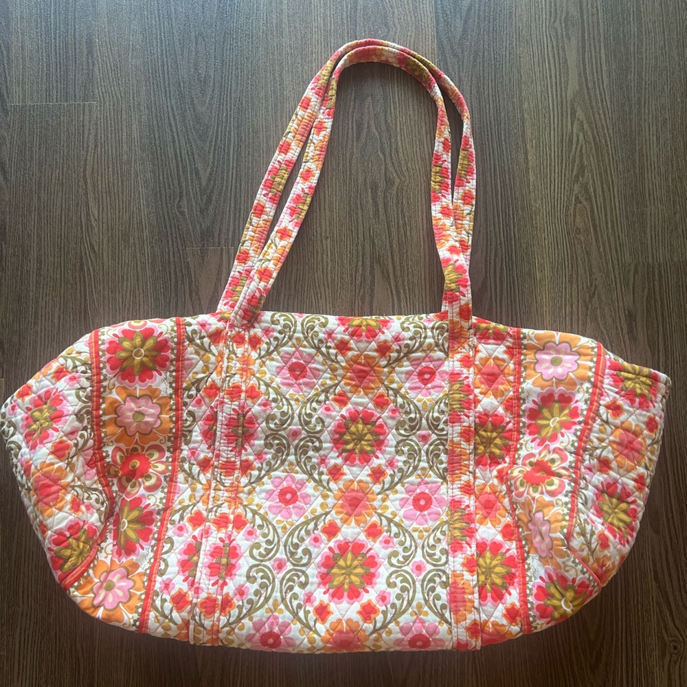 Vera Bradley Large Duffle Bag in Folkloric